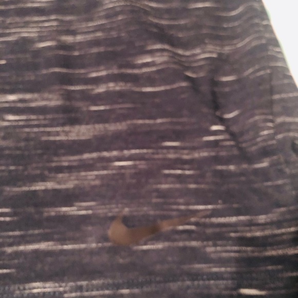 NIKE DRI-Fit X-large Ladies Tops - Picture 6 of 6